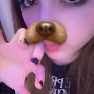 Meet your Posher, Adriana